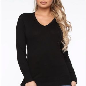 Active USA Long Sleeved Sweater- Black